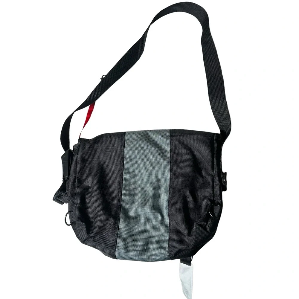 TIMBUK2 Nylon Black and Gray classic Medium messenger Bag